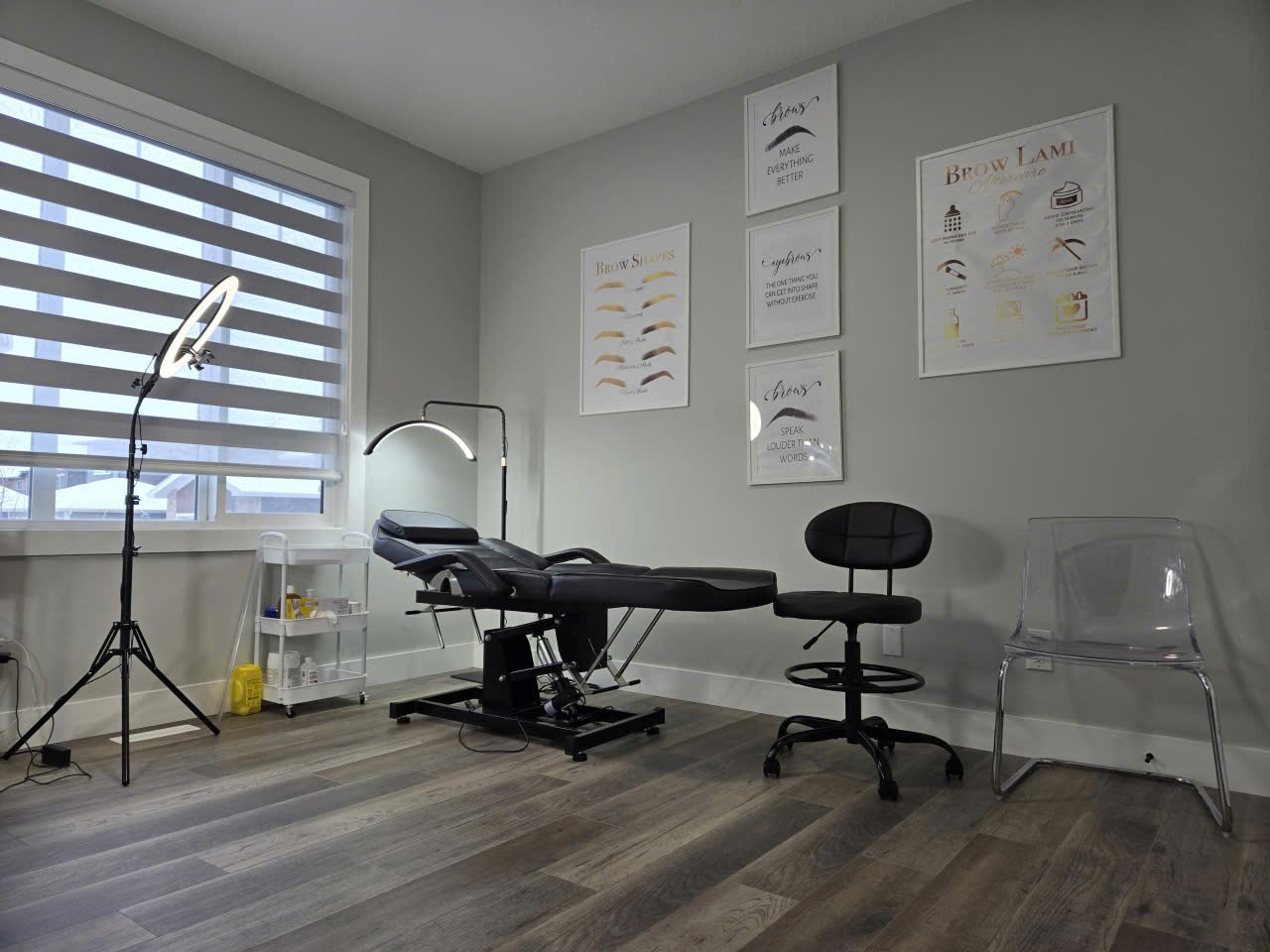Glow and Brow Clinic Interior